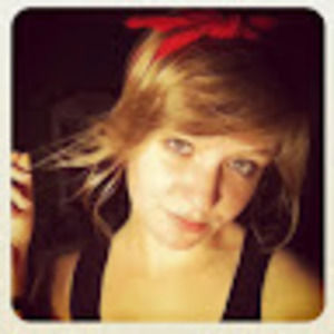 Meet your Posher, Holly